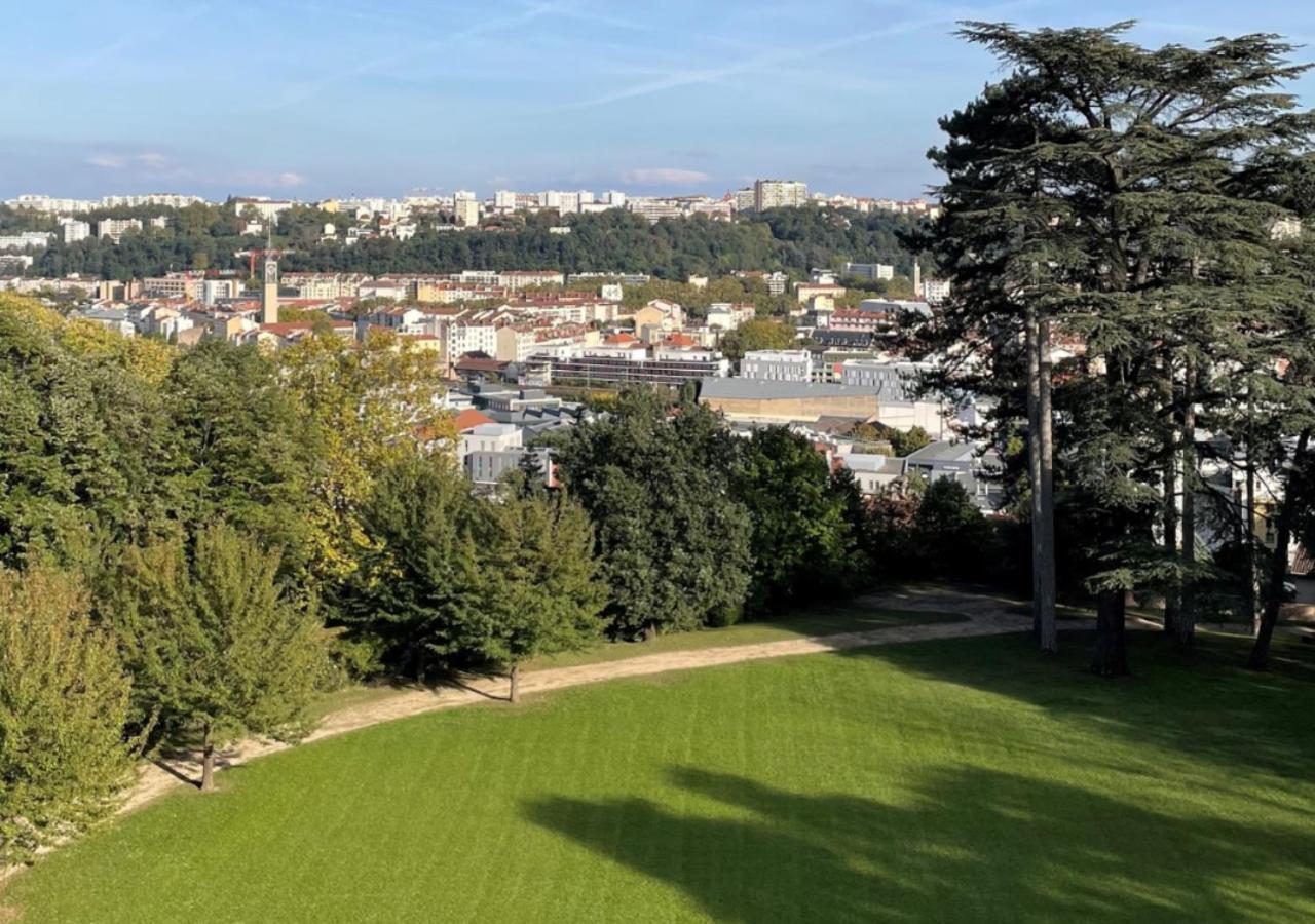 Hotel Valpre Écully Kültér fotó