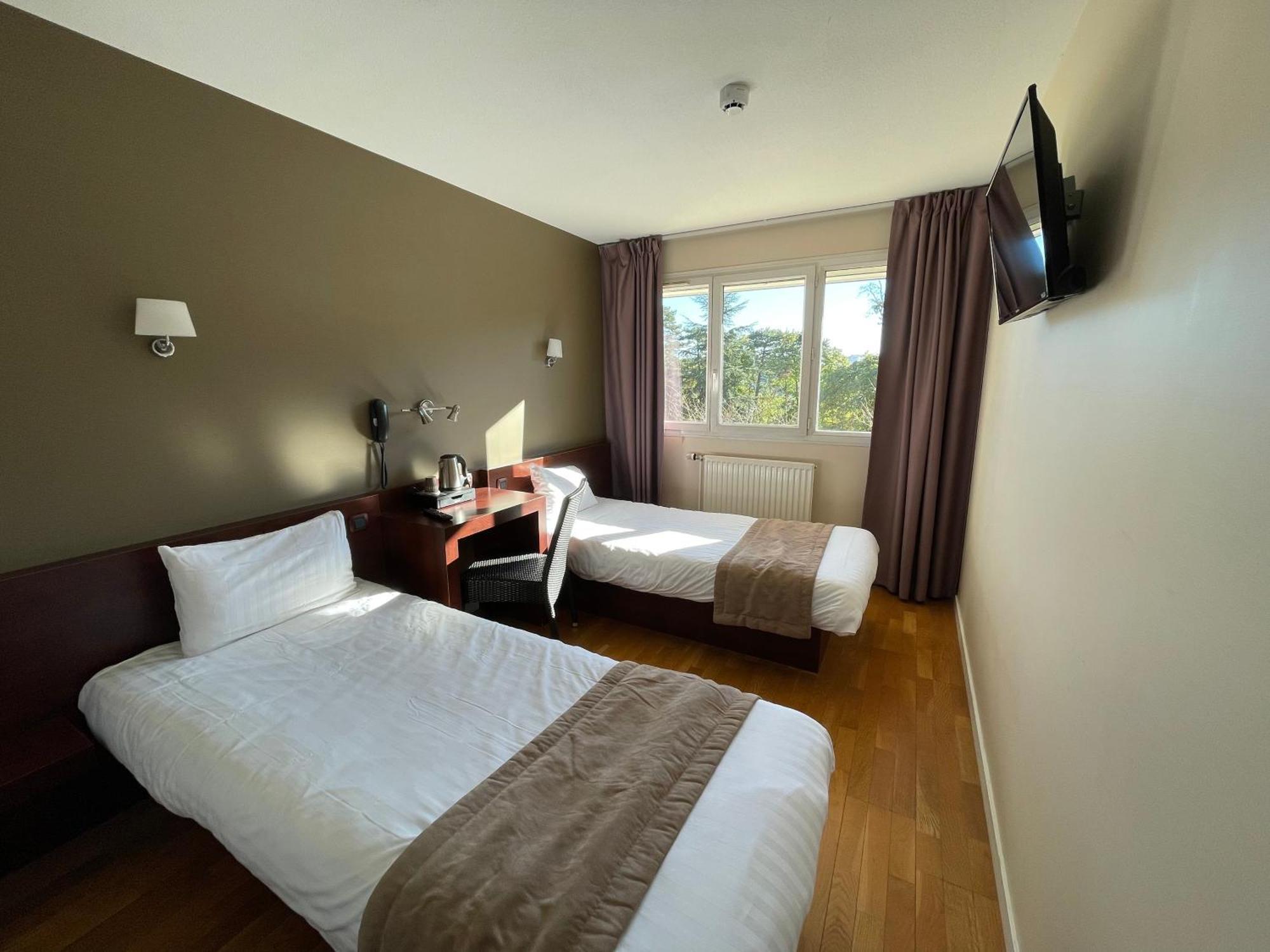 Hotel Valpre Écully Kültér fotó