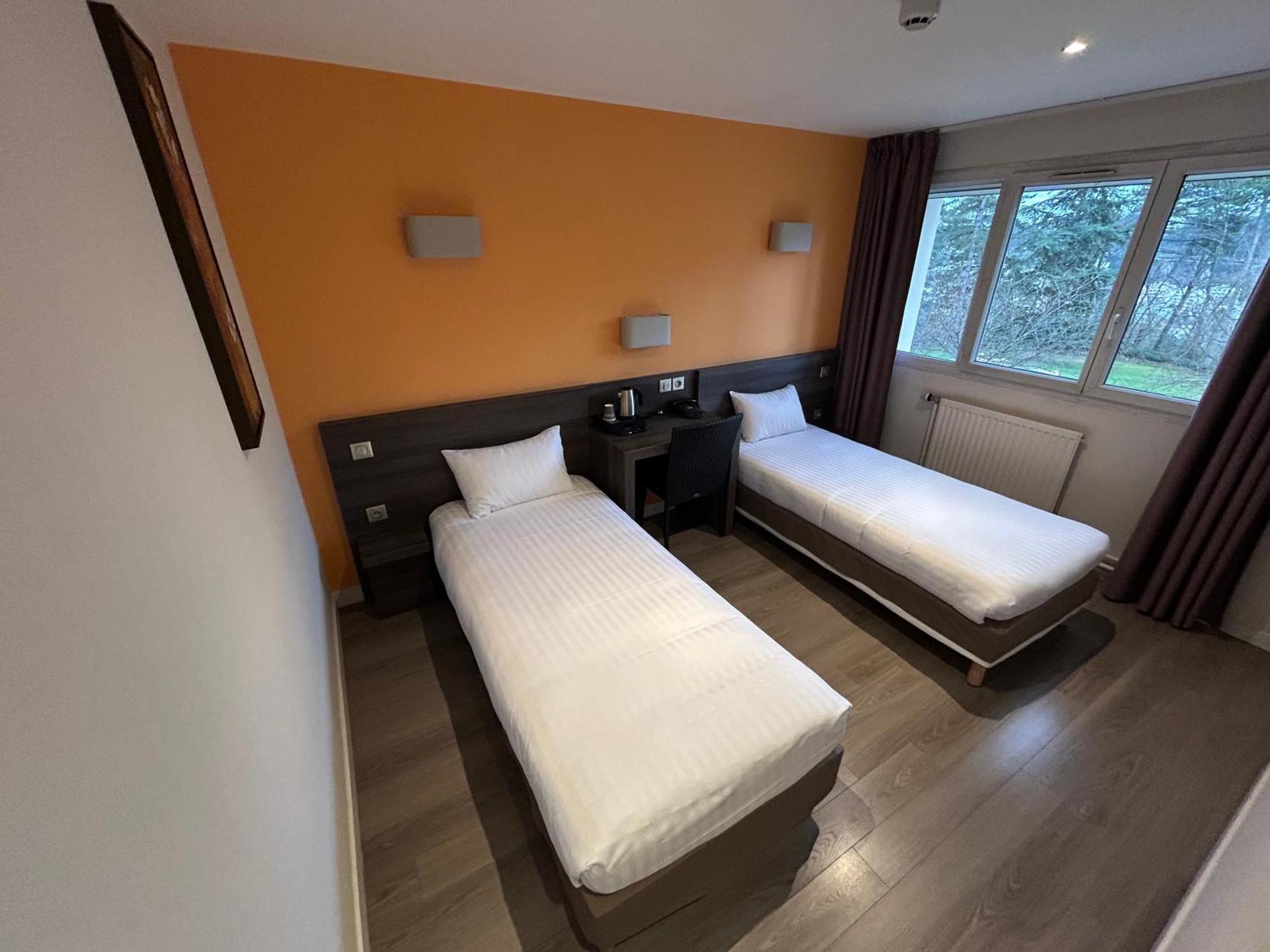 Hotel Valpre Écully Kültér fotó